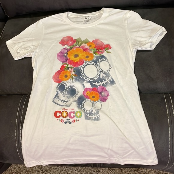 Women’s Disney Coco Tshirt - Picture 2 of 4